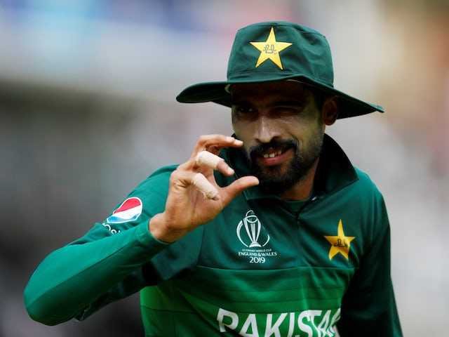 Pakistan duo Mohammad Amir and Wahab Riaz lose central contracts
